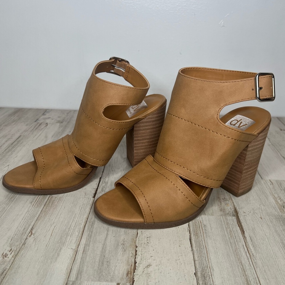Women's Tan Block Heel Sandals